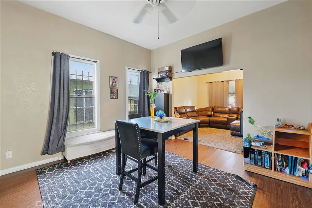 1333 W 92nd Street, Los Angeles, California 90044 home-pic-7